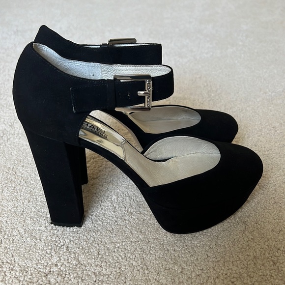 Michael Kors Shoes - Michael Kors Suede heels